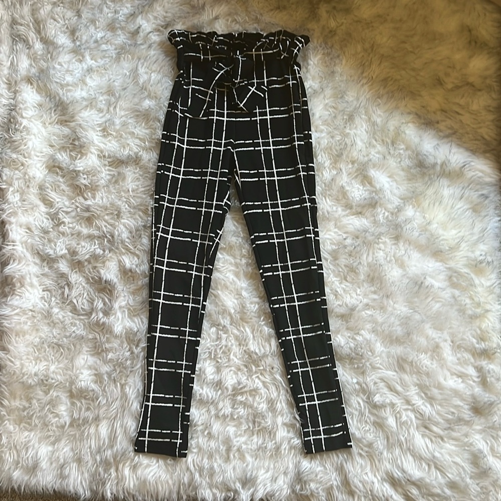 Shein black and white plaid polyester pant